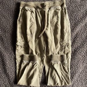 American Eagle army green cargo pants